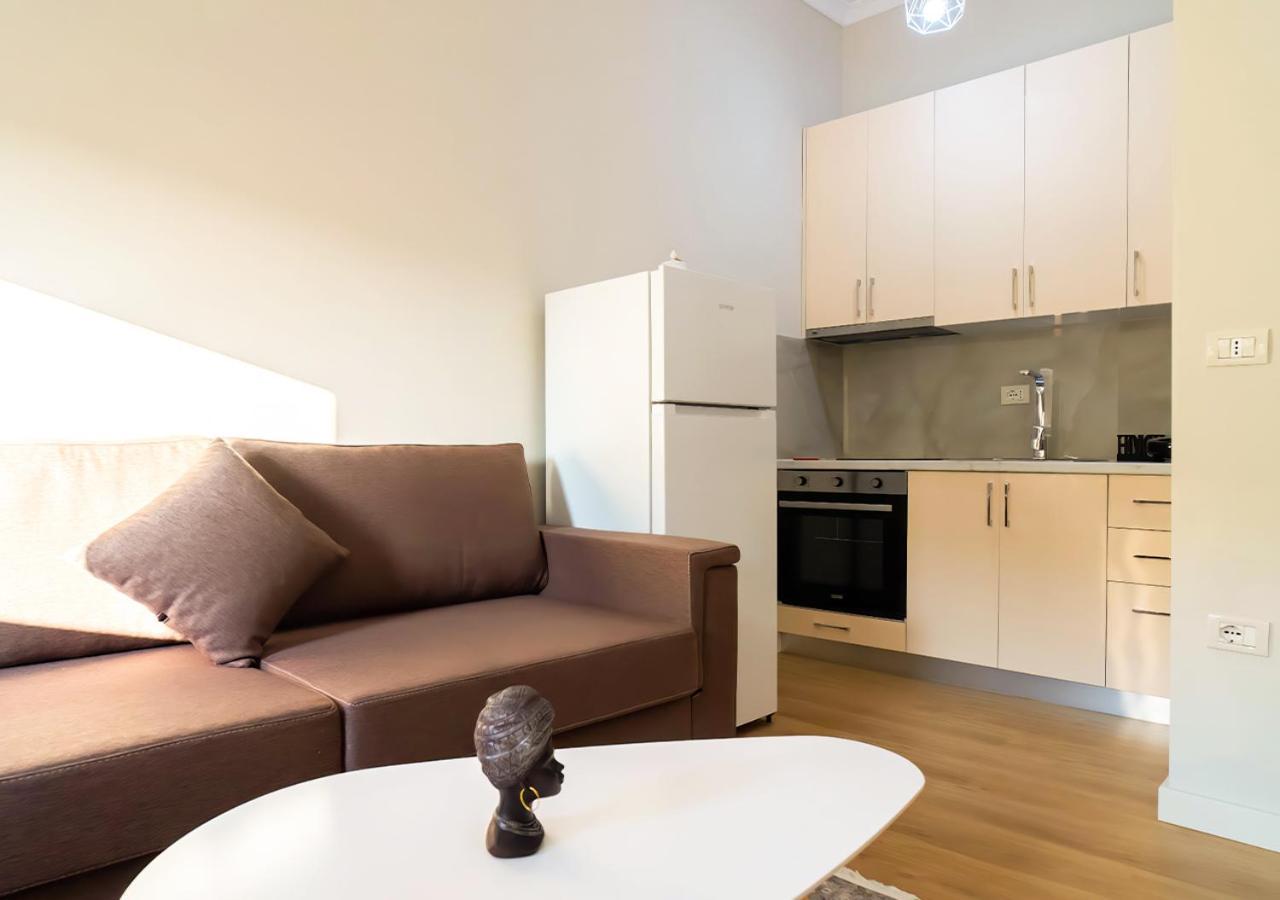 Home Inn Apartment 2 Near City Center Tirana Zewnętrze zdjęcie