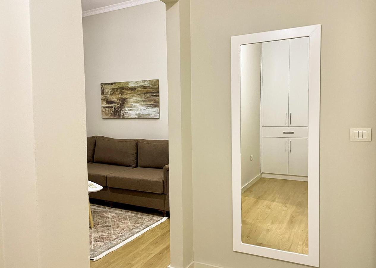 Home Inn Apartment 2 Near City Center Tirana Zewnętrze zdjęcie
